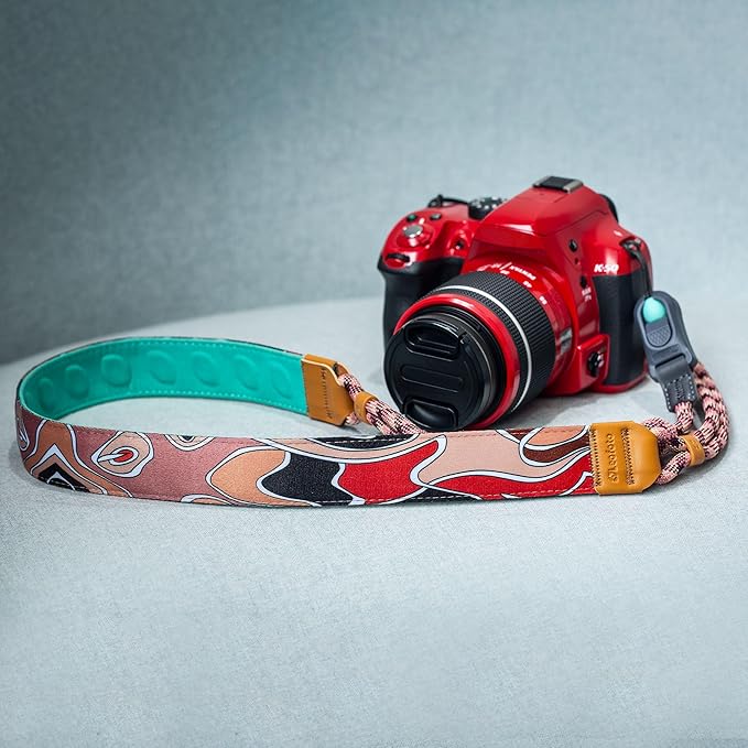 LEOFOTO Adjustable Camera Strap for Photographers
