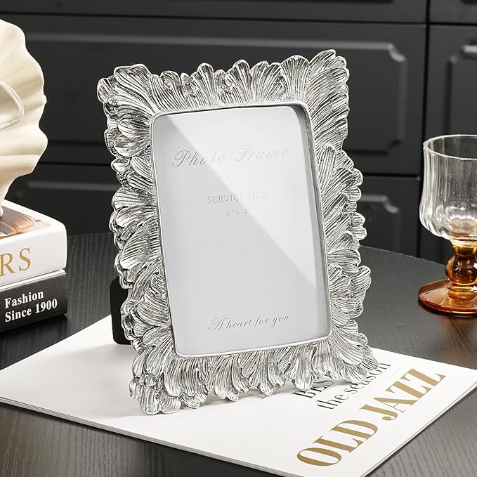 Cuspin 5x7 Picture Frame Silver Frames, Vintage Elegant Palm Leaves Textured Hand-Crafted Resin with Glass Front Retro Design Photo Frame for Wall Hanging and Tabletop Display Home Decor