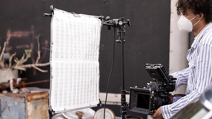 Aputure Amaran F22c 200W RGBWW Flexible LED Mat with Honeycomb Grid CRI 95+ CCT 2500K to 7500K Support Sidus Link App Control Built-in 15 Lighting FX