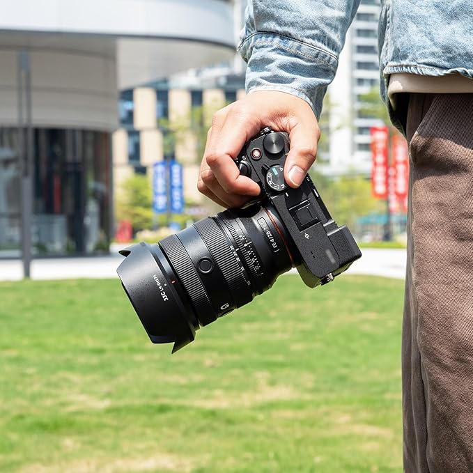 JJC ALC-SH174 Bayonet Reversible Lens Hood Shade for Sony FE 20-70mm F4 G SEL2070G Lens, Replaces Sony ALC-SH174 Lens Hood, Allows to Attach 72mm Filter & Lens Cap, No Vignetting