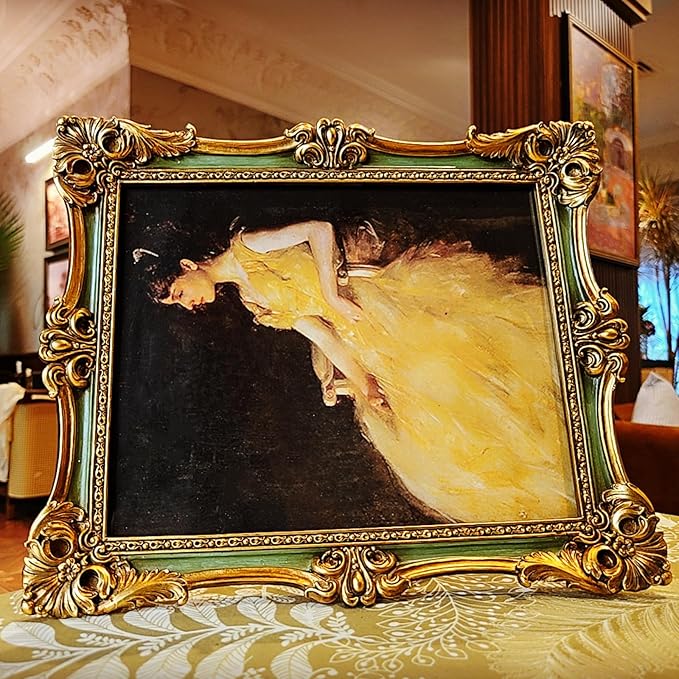 CISOO 8x10 Vintage Picture Frame Antique Ornate Green and Gold Photo Frame, for Table Top and Wall Display, Decorative Floral Design Retro Home Decor, Photo Gallery Art