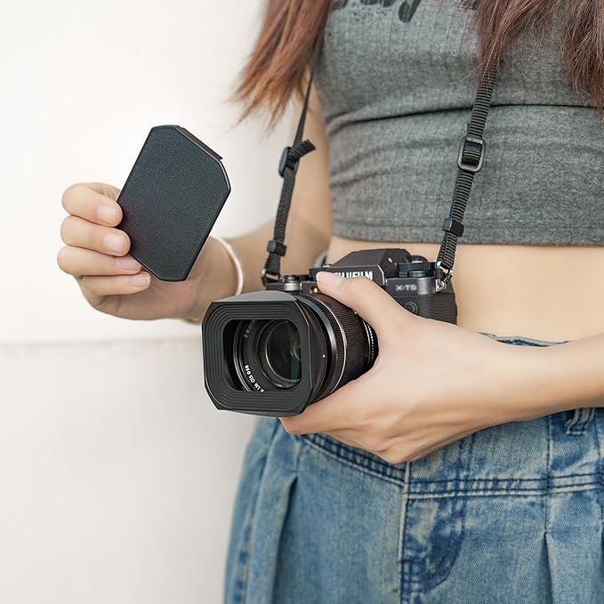 Metal Square Lens Hood with a Hood Cap for XF 14mm F2.8 R & XF18-55mm F2.8-4 R LM OIS on X-T5 XT5 X-T4 X-T3 X-T2 X-T30 II X-T20 X-T200 X-H2S X-H2 X-S10 X-E4 X-E3 X-PRO3