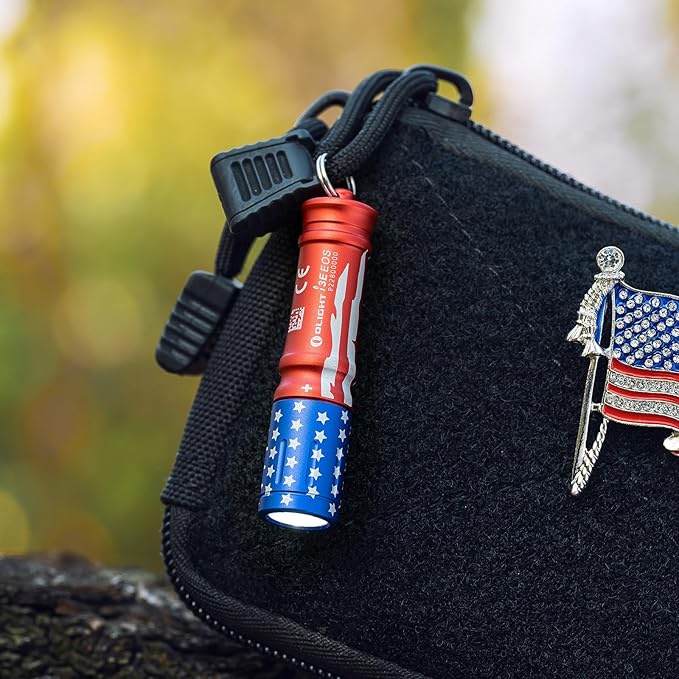 OLIGHT i3E EOS PMMA TIR Lens AAA EDC Flashlight 90 Lumens Compact Keychain Flash Light for Night, Camping (Stars & Stripes Edition)
