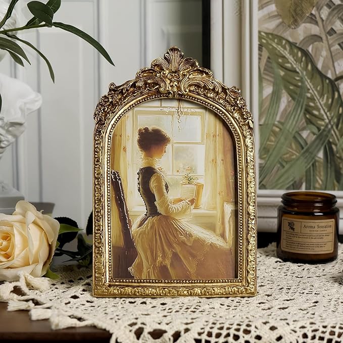 Cuspin Vintage Picture Frames 5x7 Gold Frame, Gold Ornate Resin Photo Frame with Glass Front for Tabletop and Wall Mounting, Antique Arched Picture Frame for Home Decor