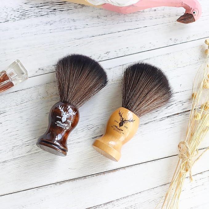 Small Vinyl Record Cleaner with Wooden Handle - Vinyl Record Brush for Anti-Static Cleaning Accessories (Brown Deer)