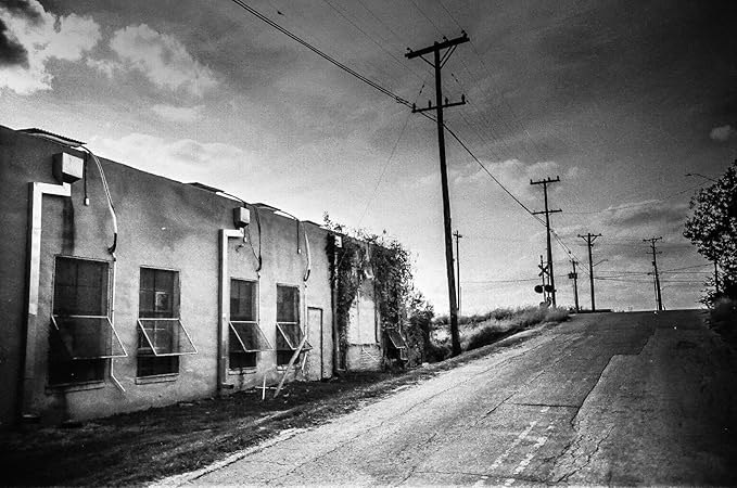 Gen Z Campus Set — Pincary 35 mm Black and White Film for Street Photography, Film 35mm Roll, Scan Friendly Flow, Forgiving Latitude, 35mm Film Camera Ready; ISO 100 SHD100, DX 24x36mm, 36EXP