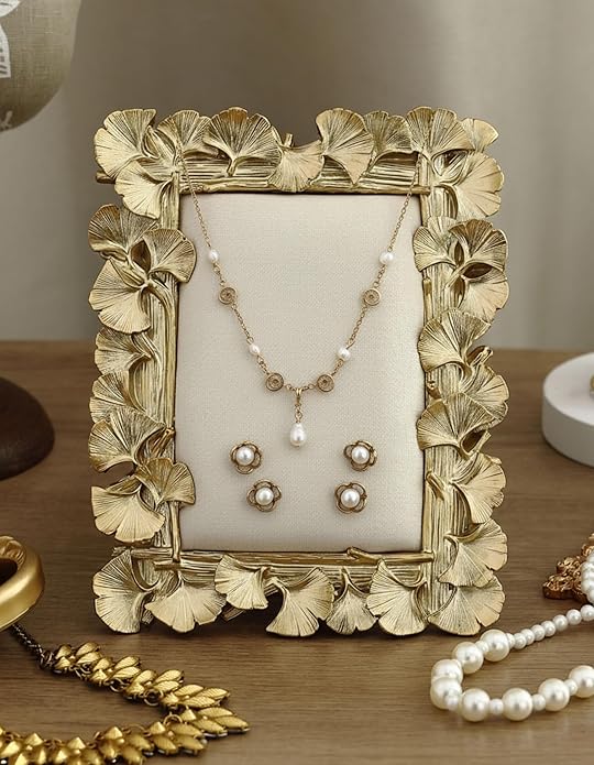 Jewelry Display Stand Vintage Necklace Organizer Ring Holder Earring Tray Resin Jewelry Photography Props Frame with Velvet Backing for Gifts