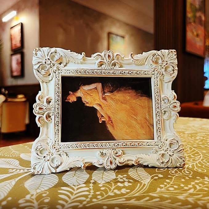CISOO 2.5x3.5 Vintage Small Picture Frame, Antique Ornate White anad Gold Wallet Size Photo Frame, for Table Top and Wall Display, Decorative Floral Design Retro Home Decor, Photo Gallery Art