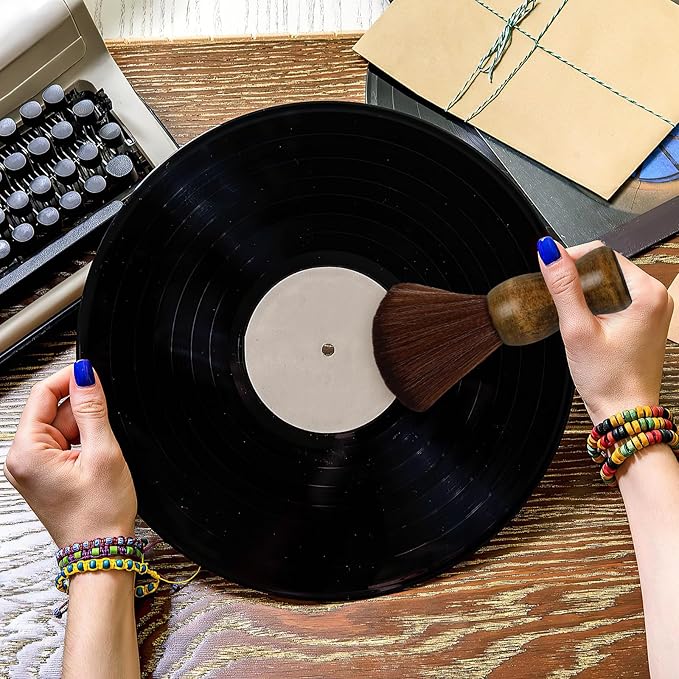 Vinyl Record Cleaner Brush, Anti Static Dust Remover with Fine Fiber Bristles, Wood Record Brush Accessories for Vinyl Albums LP CD Cartridge (Brownish Green)