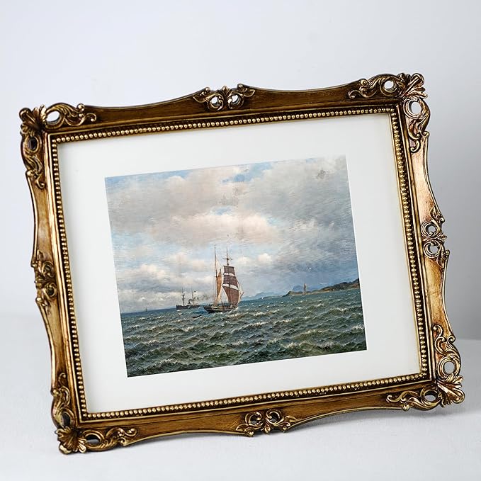 Funerom 11x14 Vintage Picture Frames with Glass Front, Ornate Frame, Antique Photo Frames for Tabletop or Wall Hanging Vintage Gold