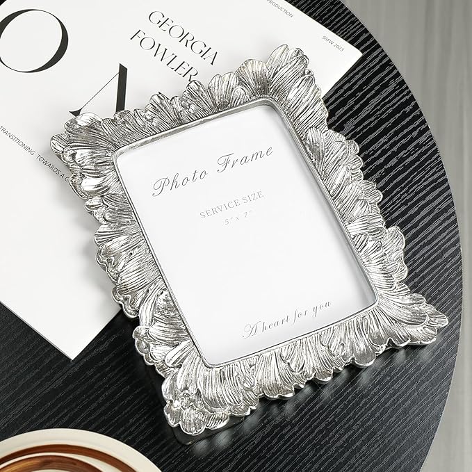 Cuspin 5x7 Picture Frame Silver Frames, Vintage Elegant Palm Leaves Textured Hand-Crafted Resin with Glass Front Retro Design Photo Frame for Wall Hanging and Tabletop Display Home Decor