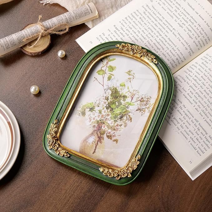 Cuspin Vintage 5x7 Picture Frame Green and Gold Decor, Ornate Arch Picture Frames with Glass Front for Tabletop or Wall Hanging Display, Antique Decorative Frame for Home Decor or Gift