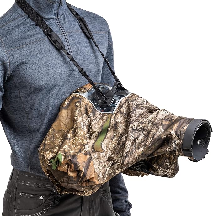 Think Tank Hydrophobia D 70-200 V3 Camera Rain Cover for DSLR and Mirrorless Cameras with 70-200mm f/2.8 Lens (Realtree APX Camouflage)