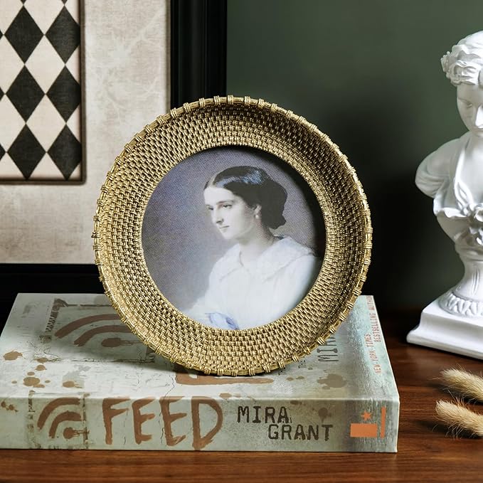 Cuspin Vintage Gold 5x5 Picture Frame, Gold Round Frame Rattan Textured Hand-Crafted Circle Frame with Glass Front, Retro Photo Frame for Tabletop Display & Wall Hanging, Home Decor, Gift Idea