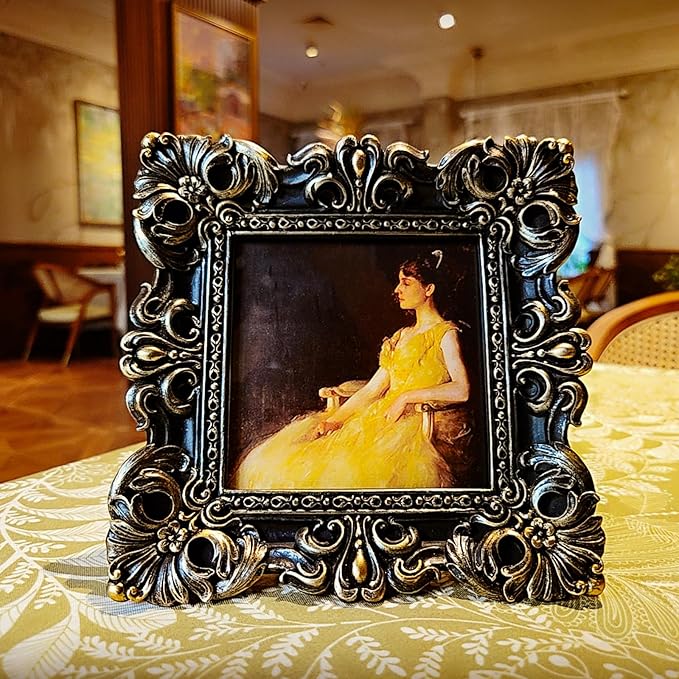 CISOO 4x4 Vintage Small Picture Frame, Antique Ornate Black and Gold Square Photo Frame, for Table Top and Wall Display, Decorative Floral Design Retro Home Decor, Photo Gallery Art