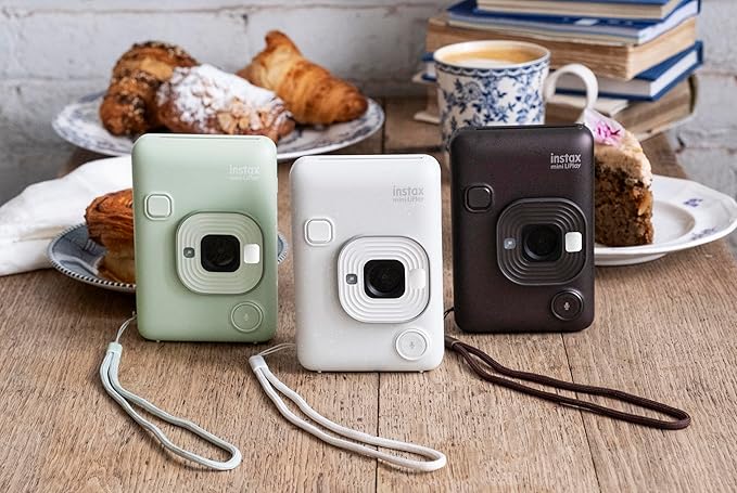 Fujifilm INSTAX Mini LIPLAY Hybrid Instant Camera - Matcha Green