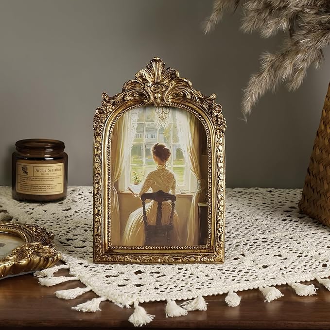 Cuspin 4x6 Picture Frame Arched Vintage Frame, Gold Ornate Resin Frames with Plexiglass Front for Wall Mounting and Tabletop Display, Antique Photo Frame Retro Home Decor