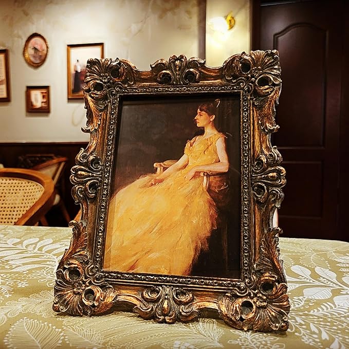 CISOO 5x7 Vintage Picture Frame Antique Ornate Bronze Gold Photo Frame, for Table Top and Wall Display, Decorative Floral Design Retro Home Decor, Photo Gallery Art