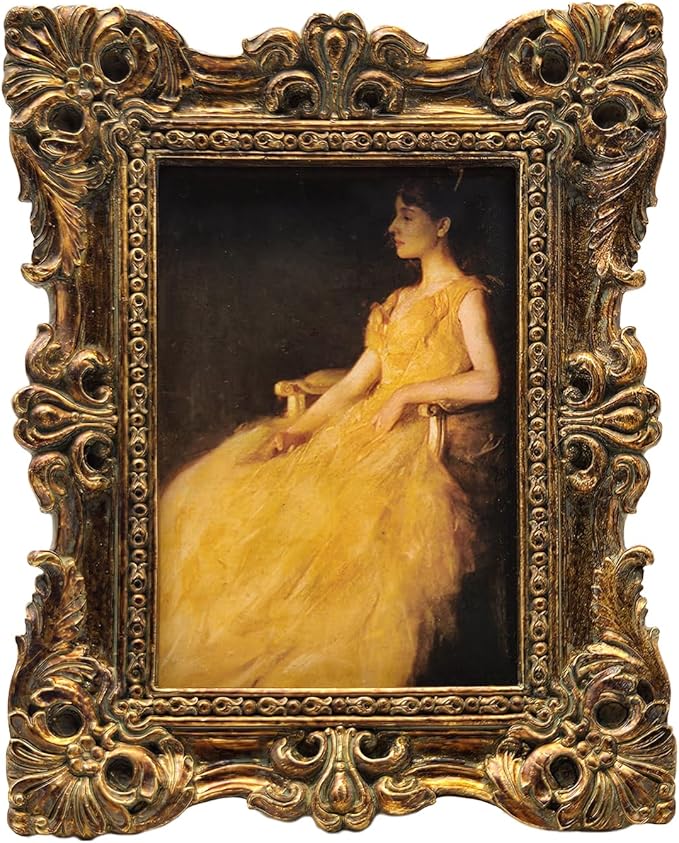 CISOO 2.5x3.5 Vintage Small Picture Frame, Antique Ornate Bronze Gold Wallet Size Photo Frame, for Table Top and Wall Display, Decorative Floral Design Retro Home Decor, Photo Gallery Art