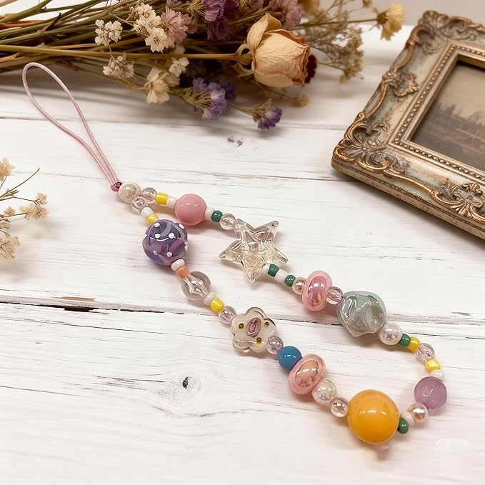 2 Pcs Phone Charm Strap Hand for iPhone Wrist Strap Camera Lanyard Pearl Beaded Cute Chain String Accessories Universal for iPhone 17 16 Pro 15 Samsung Women Girls Keychain Colored Beads and Shells