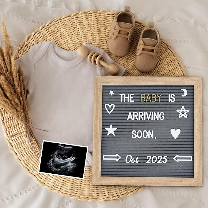 Grey Changeable Felt Letter Board, 10x10 Inch, 725 Pre-Cut & Sorted Letters, First Day of School, Classroom Decor, Message Sign