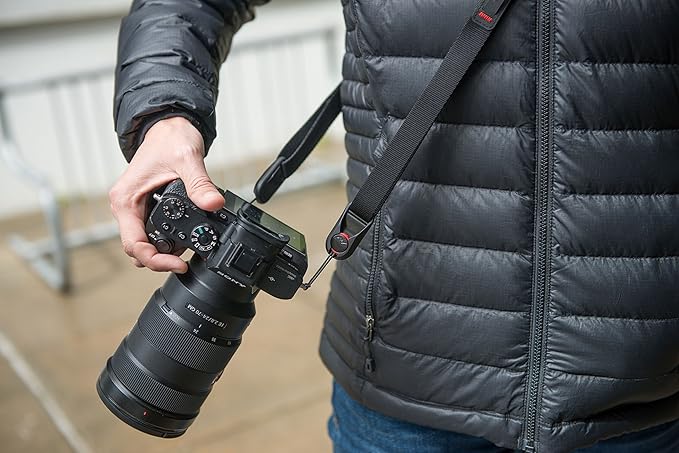 Peak Design Leash Camera Strap - Configurable as a Sling, Neck, Shoulder Strap or Safety Tether, Adjustable, Compact