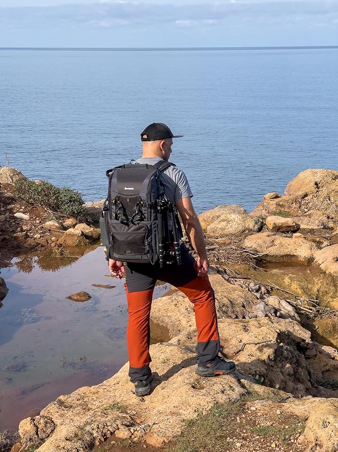 VANGUARD Alta Sky 62 Camera Backpack for up to 600 mm lens attached to a DSLR or Full-Frame Mirrorless Body