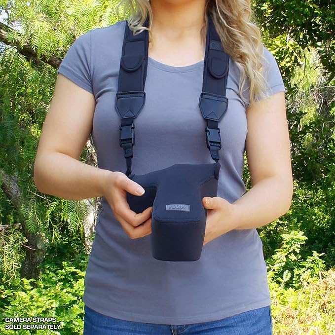 USA Gear Compact Mirrorless & DSLR Camera Sleeve - Lens Attached (Zoom) - Neoprene, Belt Loop Pocket - Fits Small Cameras up to 6.25 x 3 x 8.5 in - Compatible with Canon Sony Nikon Fujifilm