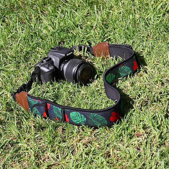 USA Gear TrueSHOT Camera Strap Neoprene Camera Straps - Padded Neck Strap, Pockets, and Quick Release Buckles - Compatible with Canon, Nikon, Sony and More DSLR and Mirrorless Cameras (Tropical)