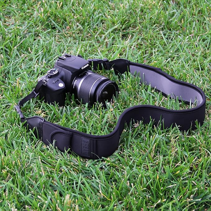 USA Gear TrueSHOT Camera Strap Neoprene Camera Straps - Padded Neck Strap, Pockets, and Quick Release Buckles - Compatible with Canon, Nikon, Sony and More DSLR and Mirrorless Cameras (Black)